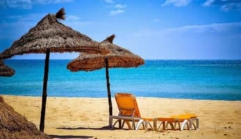 Location voiture Hammamet – plages et médina